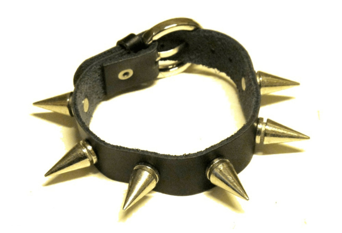 Läderarmband med spike nitar – produktbild – Hiprock