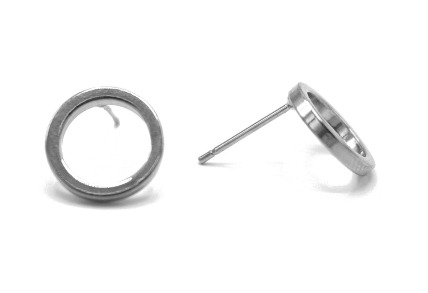 Silverfärgade cirkel örhängen