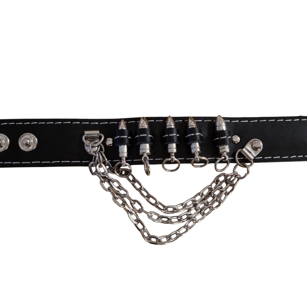 Svart nitarmband med kedjor & kulformade spetsnitar – rockigt statement