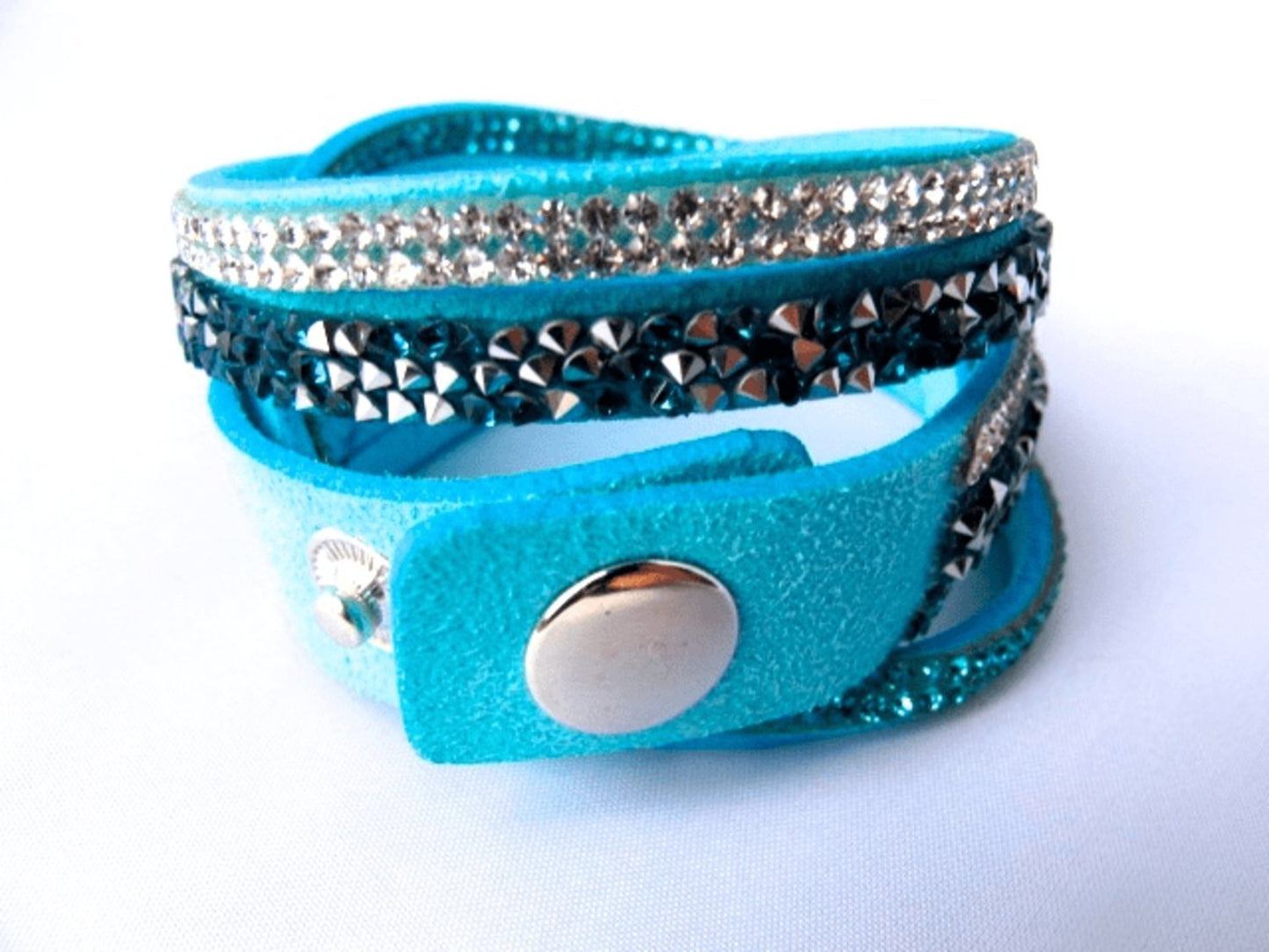 Turkos dubbel snitt läderarmband med Kristaller