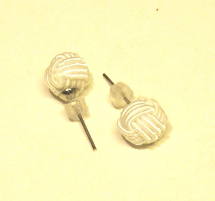 BALL ÖRHÄNGE –  produktbild – Hiprock