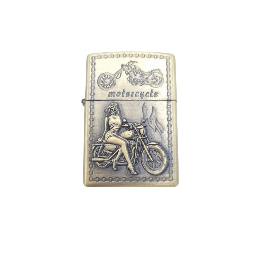 Bensintändare - motorcycle woman –  produktbild – Hiprock