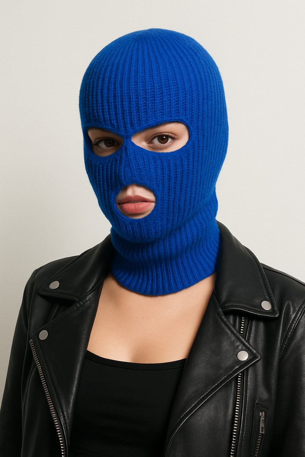 Rånarluva – Stickad Balaclava med Attityd