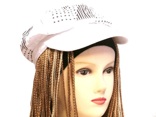 Black &amp; white cap