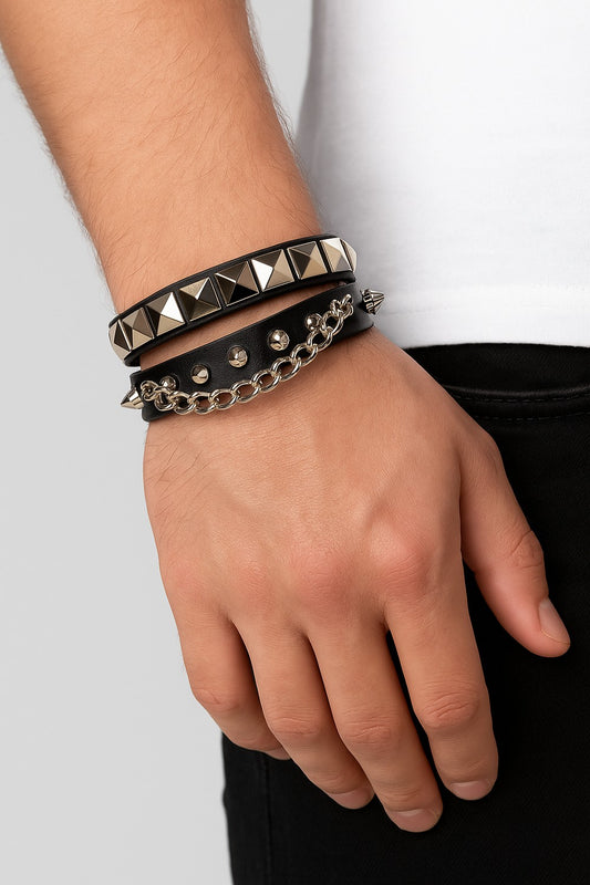 Dubbelradigt Läderarmband med Pyramidnitar, Kedja och Spikes