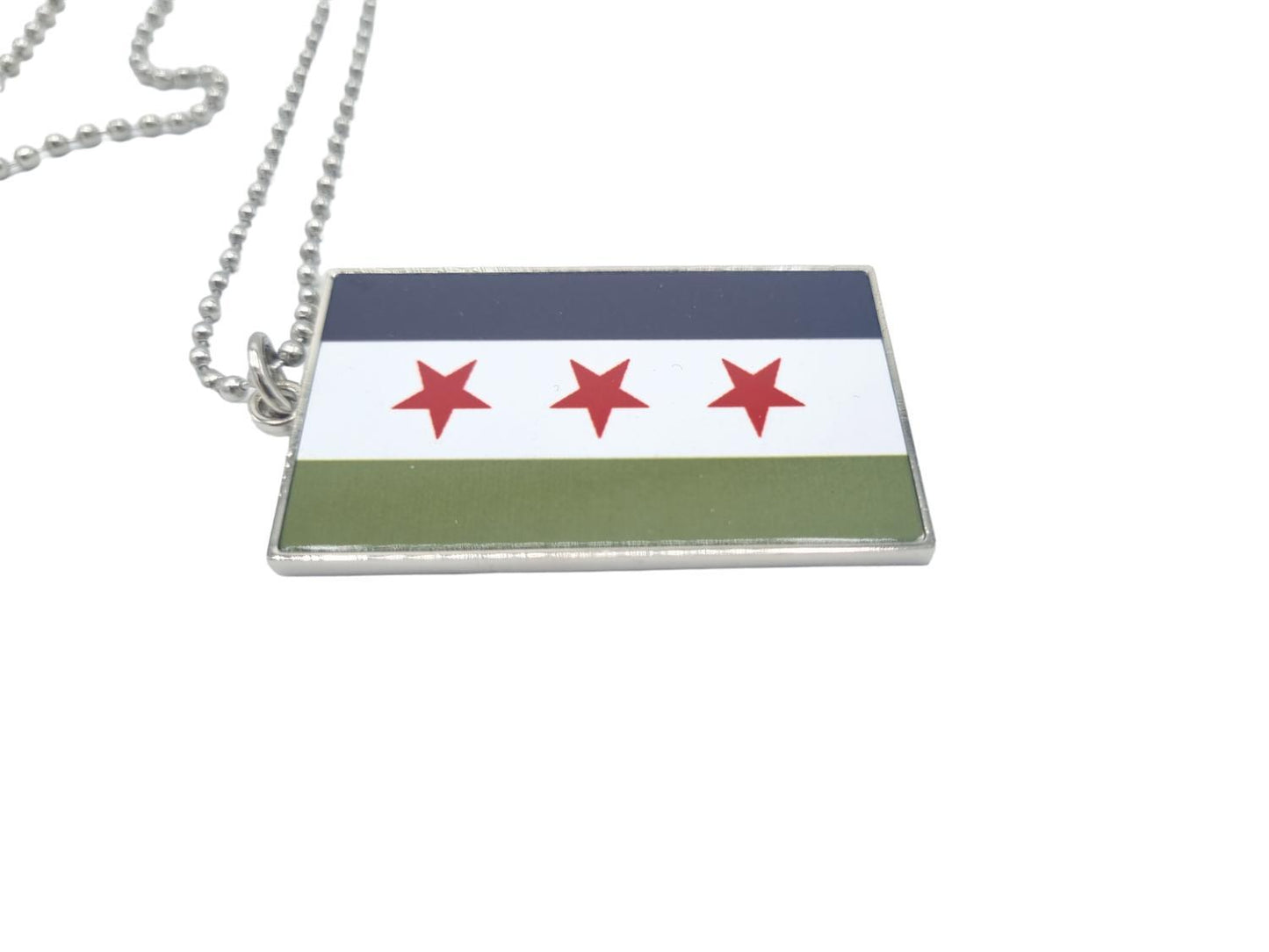Free Syria flag necklace
