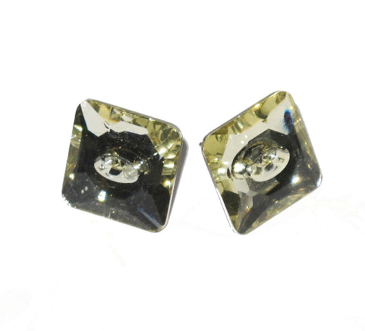 Square earrings