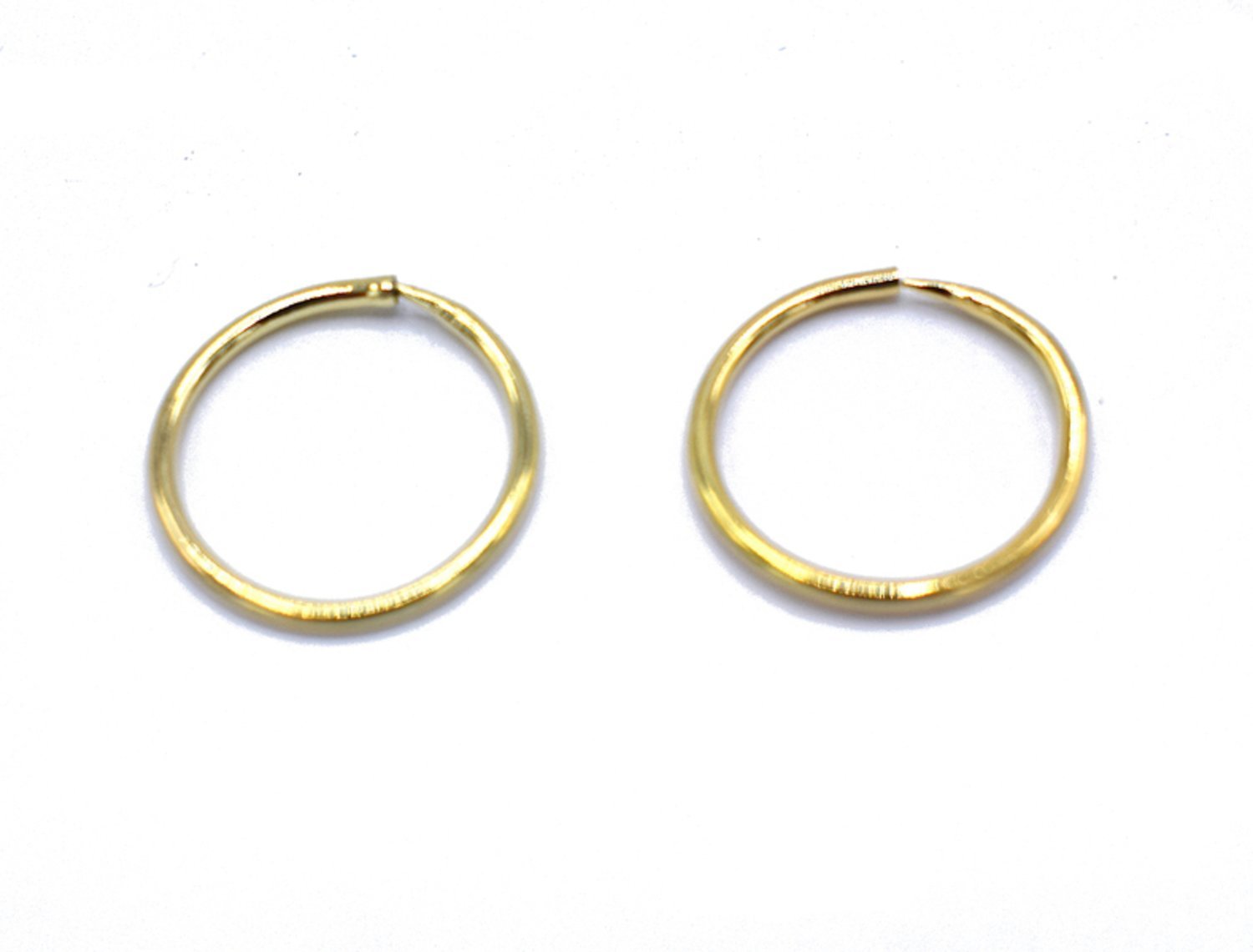 Guldfärgade ring örhängen –  produktbild – Hiprock