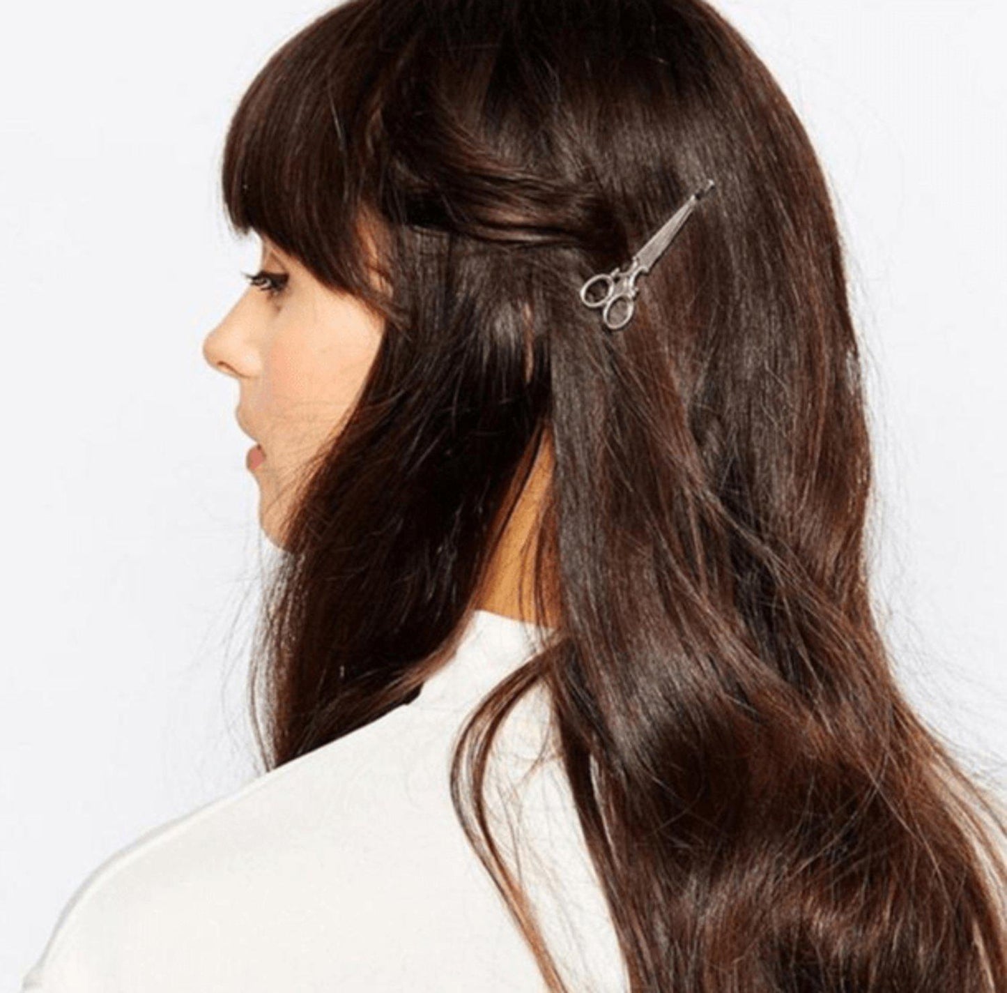 Hairpin in the form of scissors - Silver colored