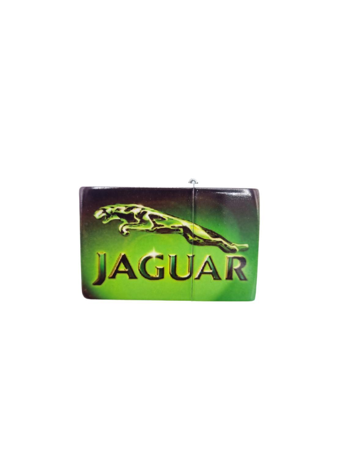 Jaguarin bensasytytin