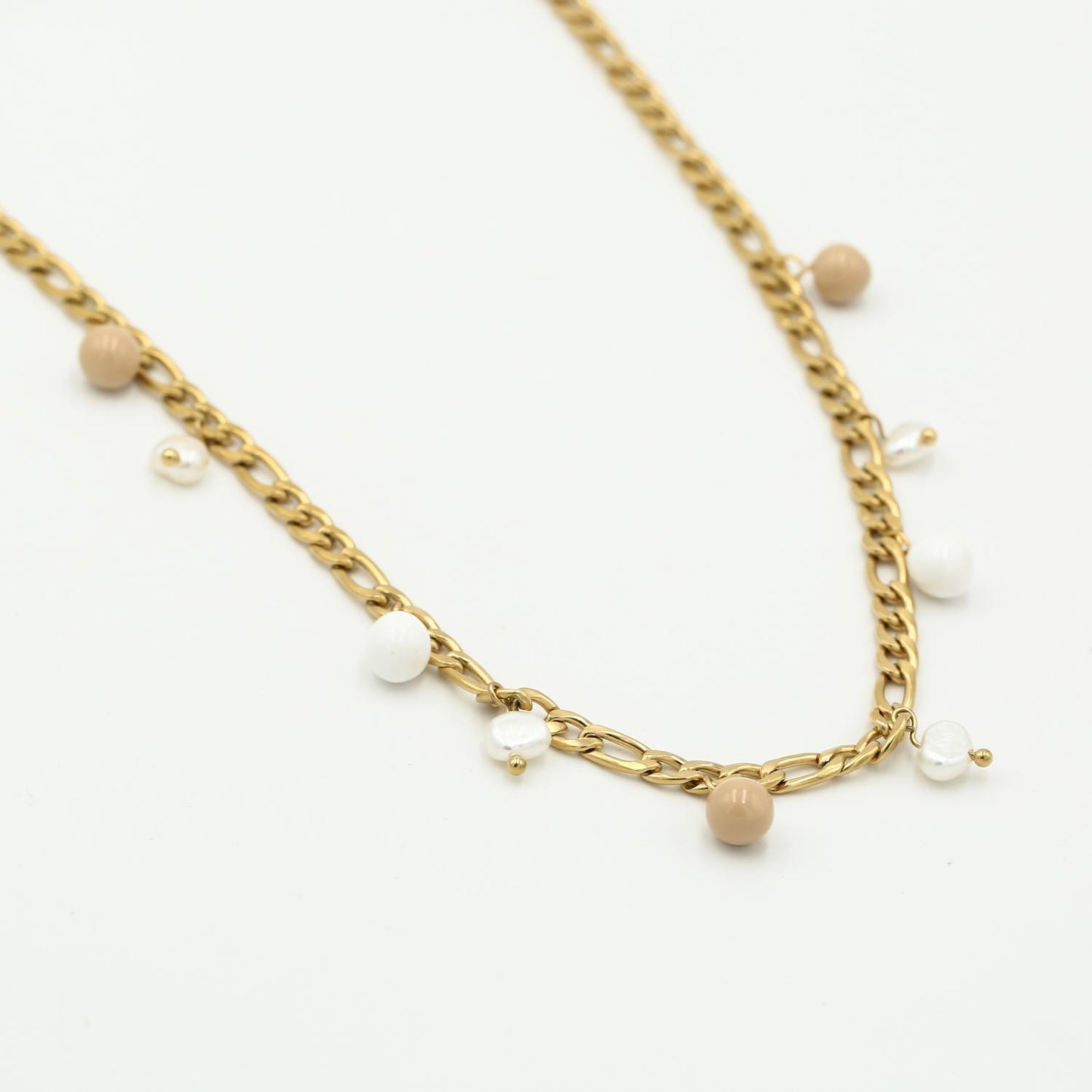 Kedjehalsband med pärlor