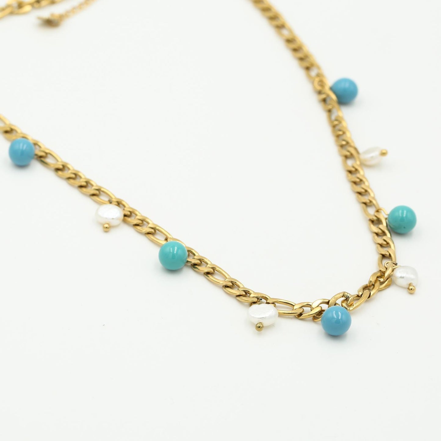 Kedjehalsband med pärlor