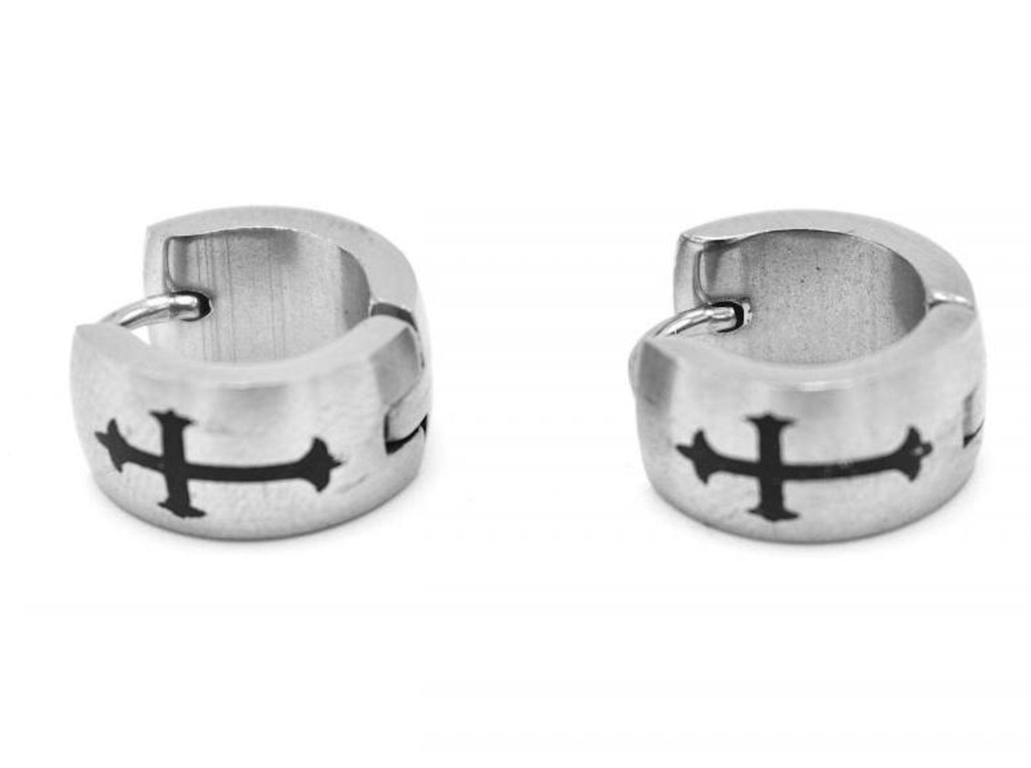 Kors stålörhängen –  produktbild – Hiprock