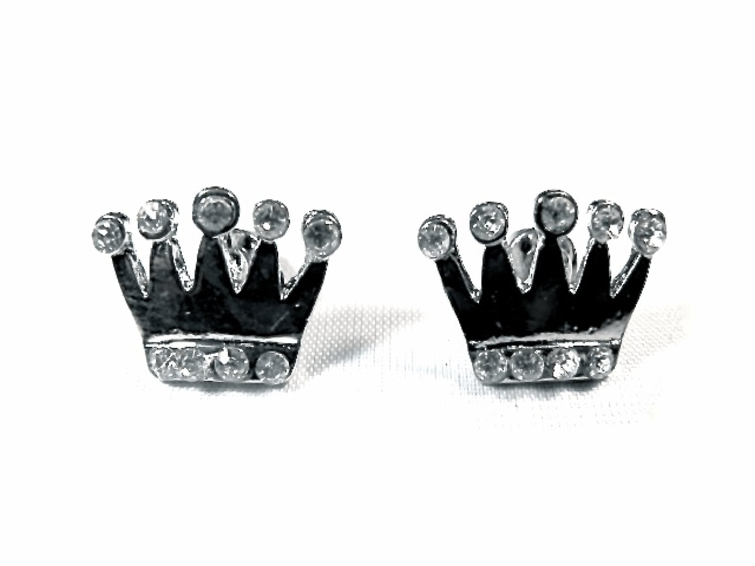 Krona med vita kristaller –  produktbild – Hiprock