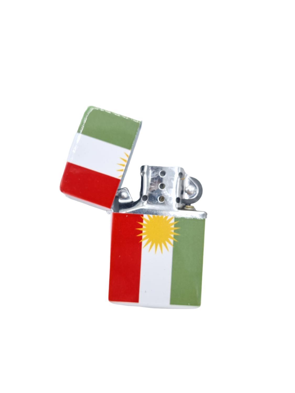 Kurdistans flagga bensintändare –  produktbild – Hiprock