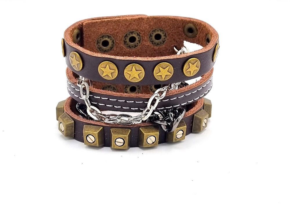 Läderarmband med kedjor och nitar –  produktbild – Hiprock