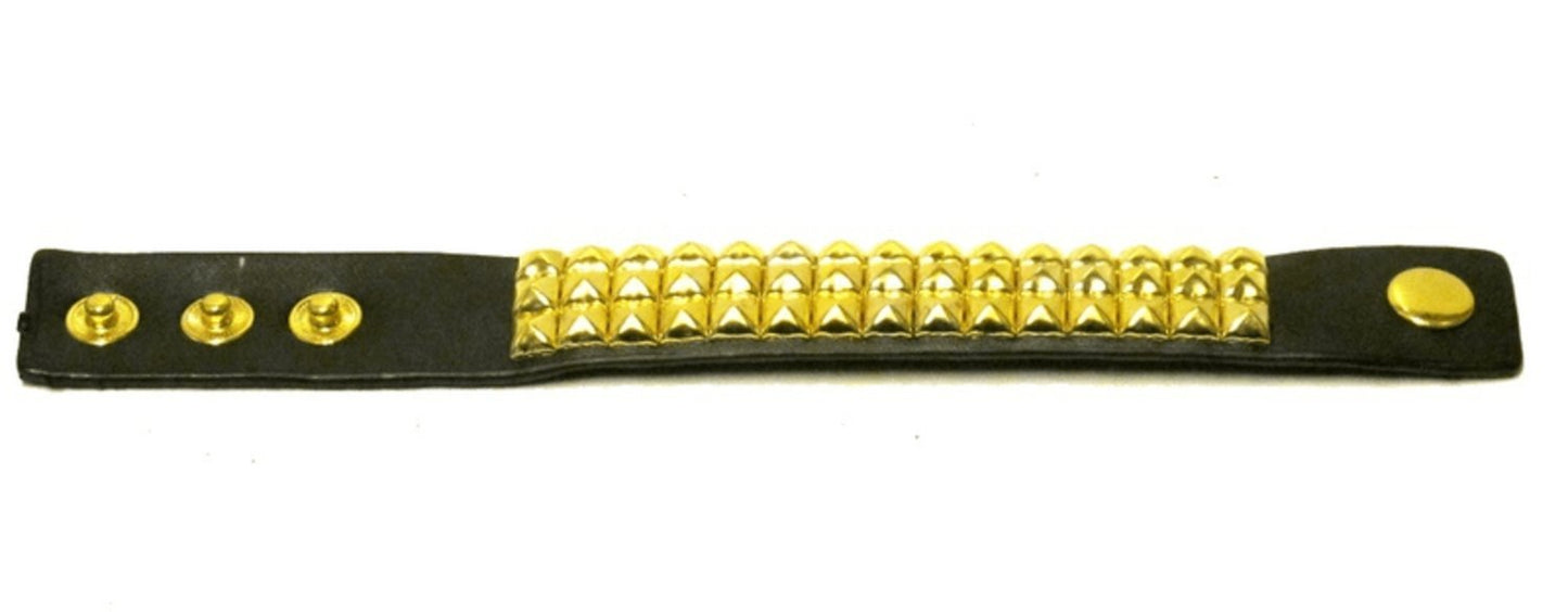Leather bracelet with pyramid studs - 3 rows