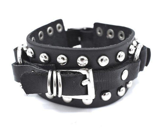 Nitarmband med spänne och runda nitar