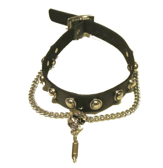 Rivet necklace with chains and rivets skull