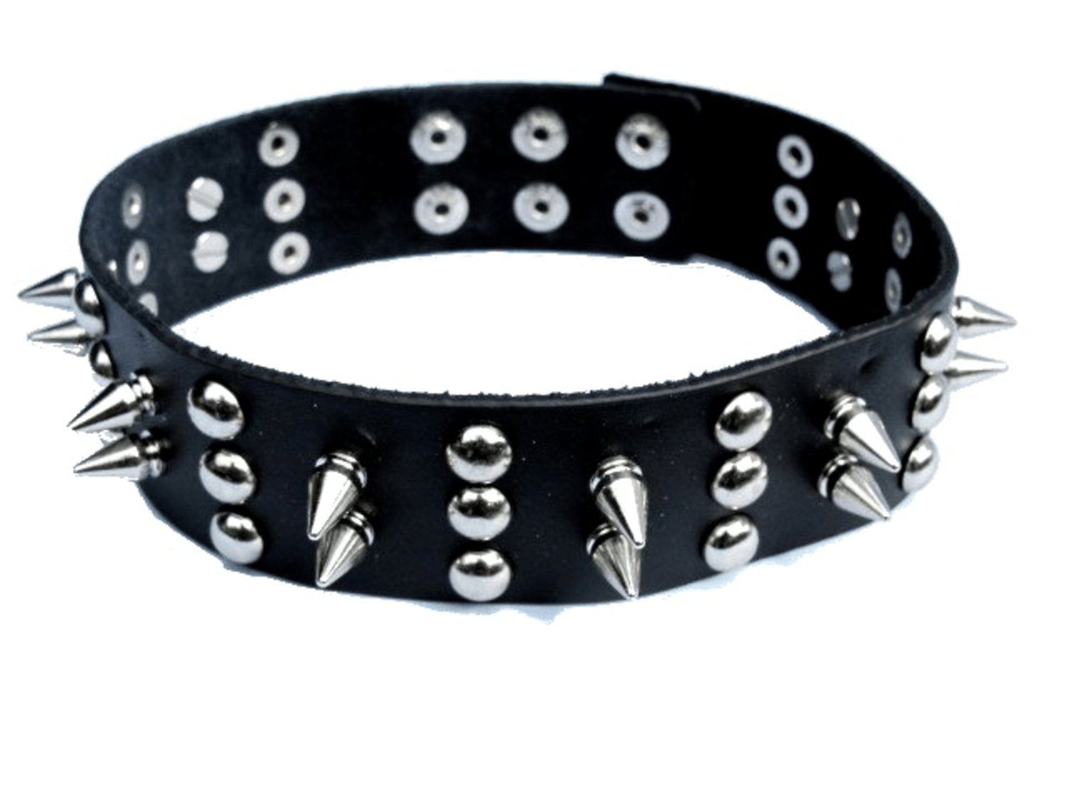 Nithalsband med spike och runda nitar –  produktbild – Hiprock