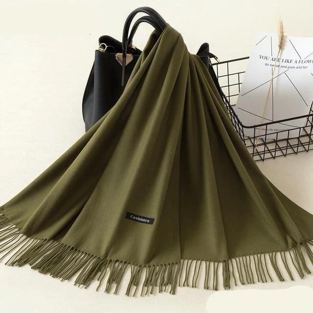 Olivgrön sjal halsduk –  produktbild – Hiprock