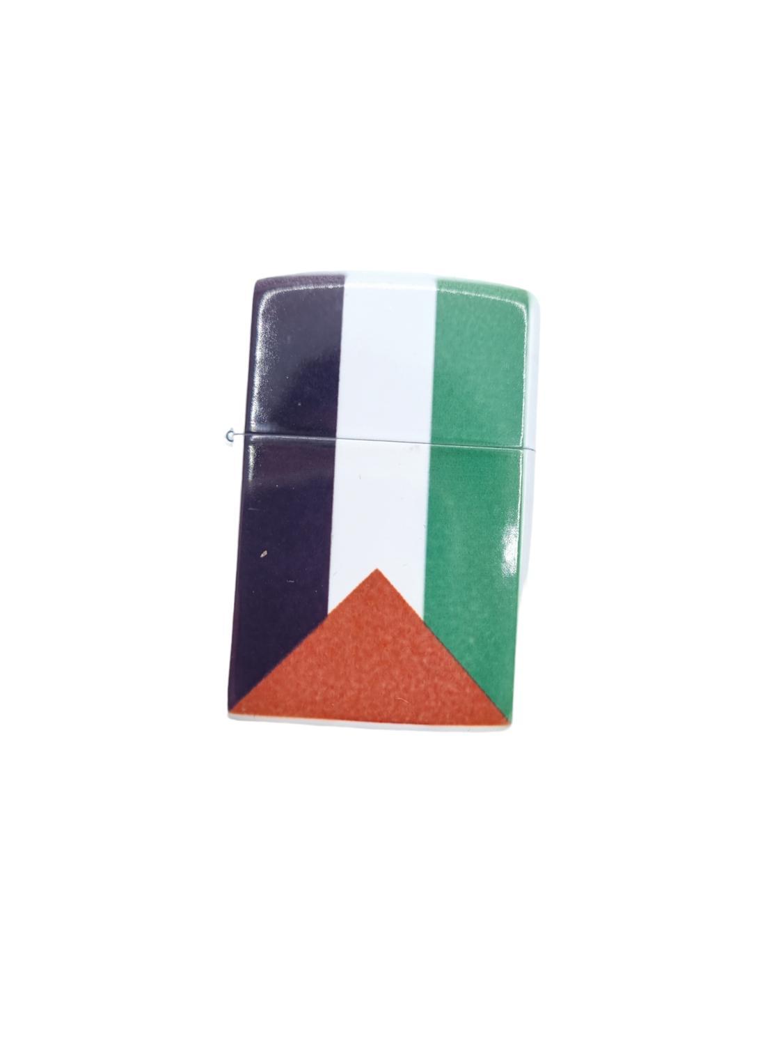 Palestinas flagga bensintändare –  produktbild – Hiprock