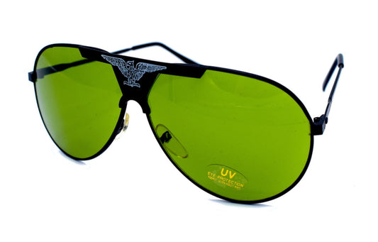 Pilot sunglasses with eagle