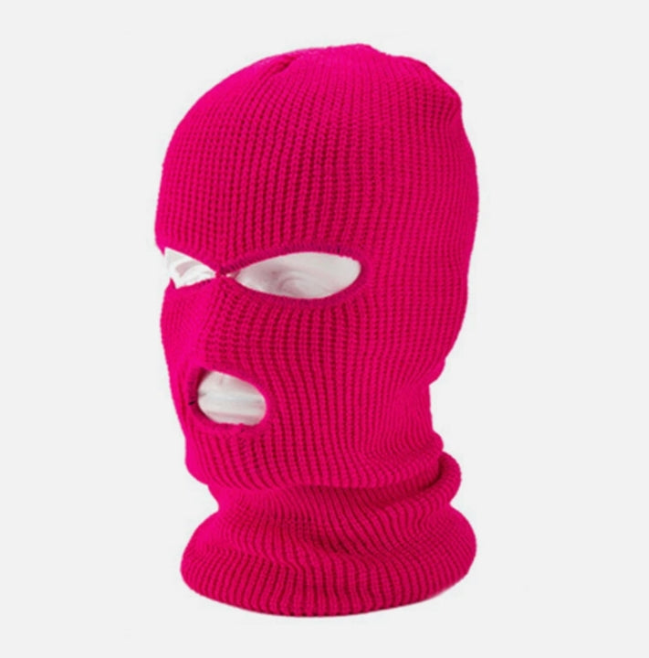 Rosa Rånarluva – Stickad Balaclava med Attityd