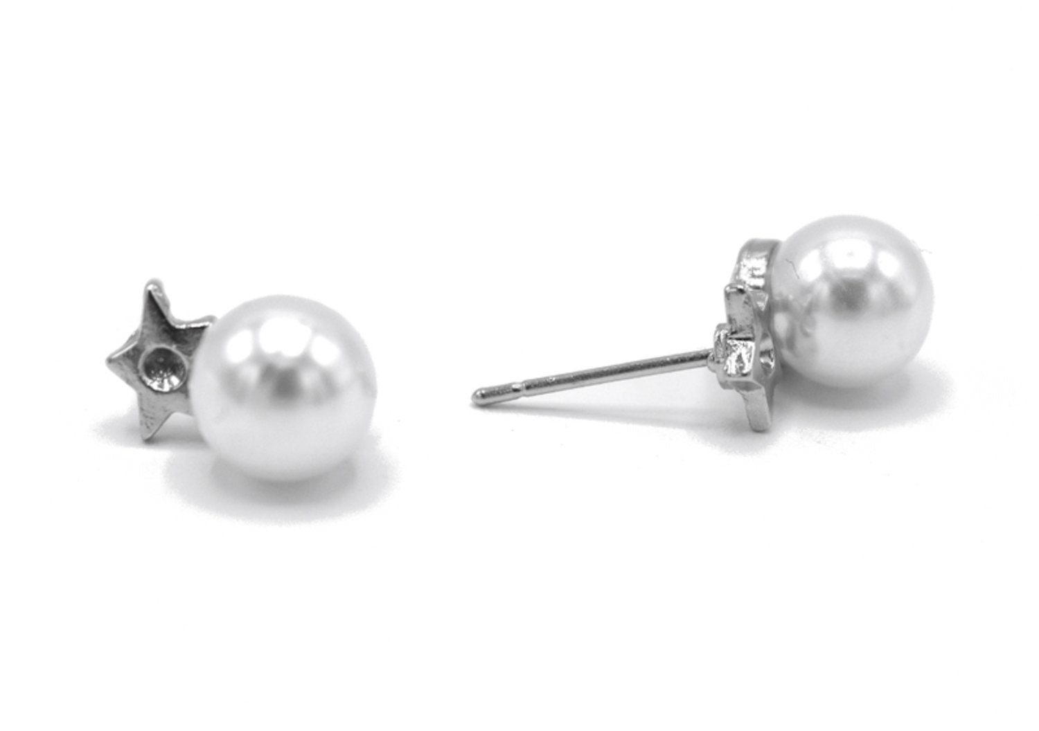 Silverfärgad pärlörhänge stjärna –  produktbild – Hiprock