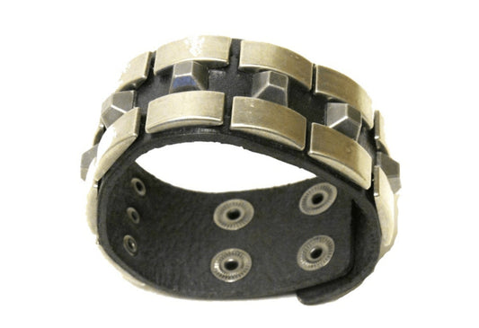 Svart Läderarmband med nitar