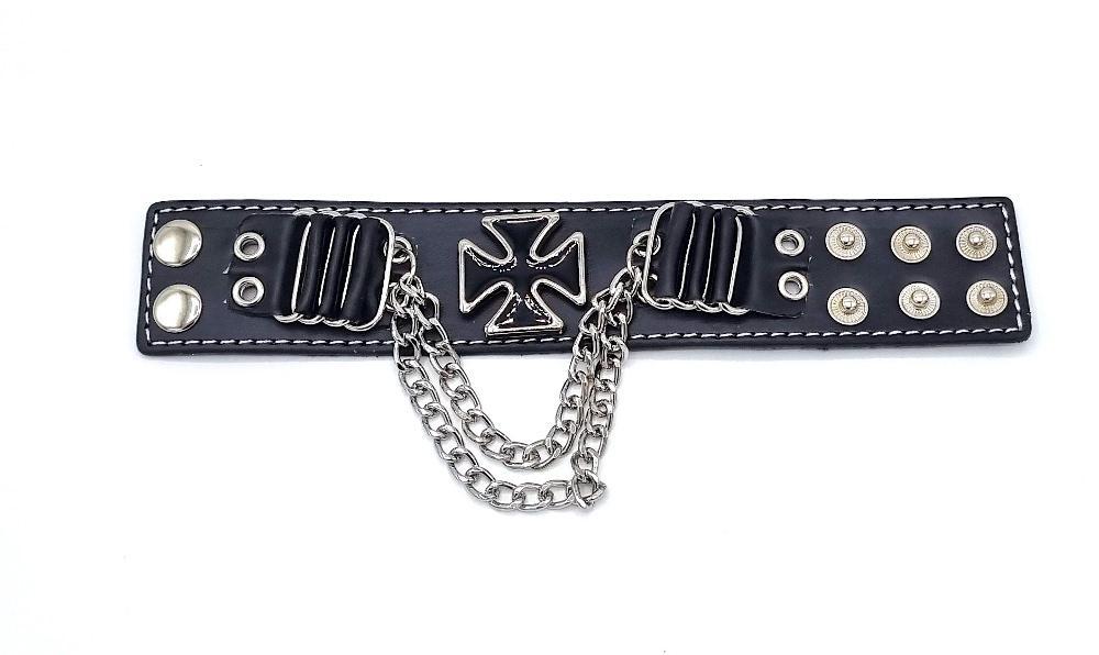 Svart armband med malteserkors och kedjor –  produktbild – Hiprock