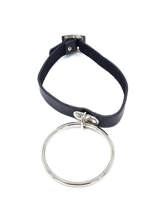 Black necklace with large ring - Bondage