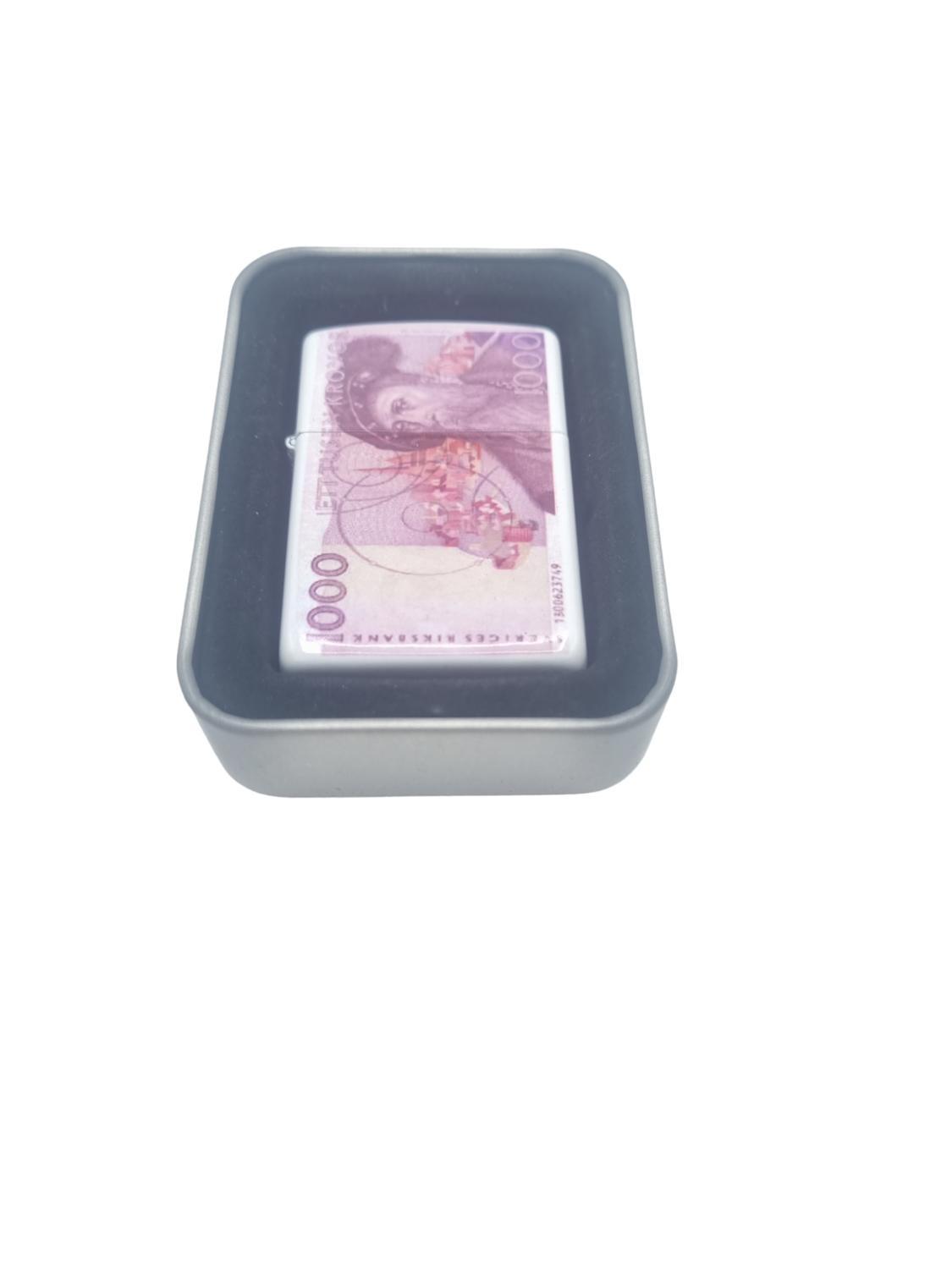 Tusen kronor (gammal) bensintändare –  produktbild – Hiprock