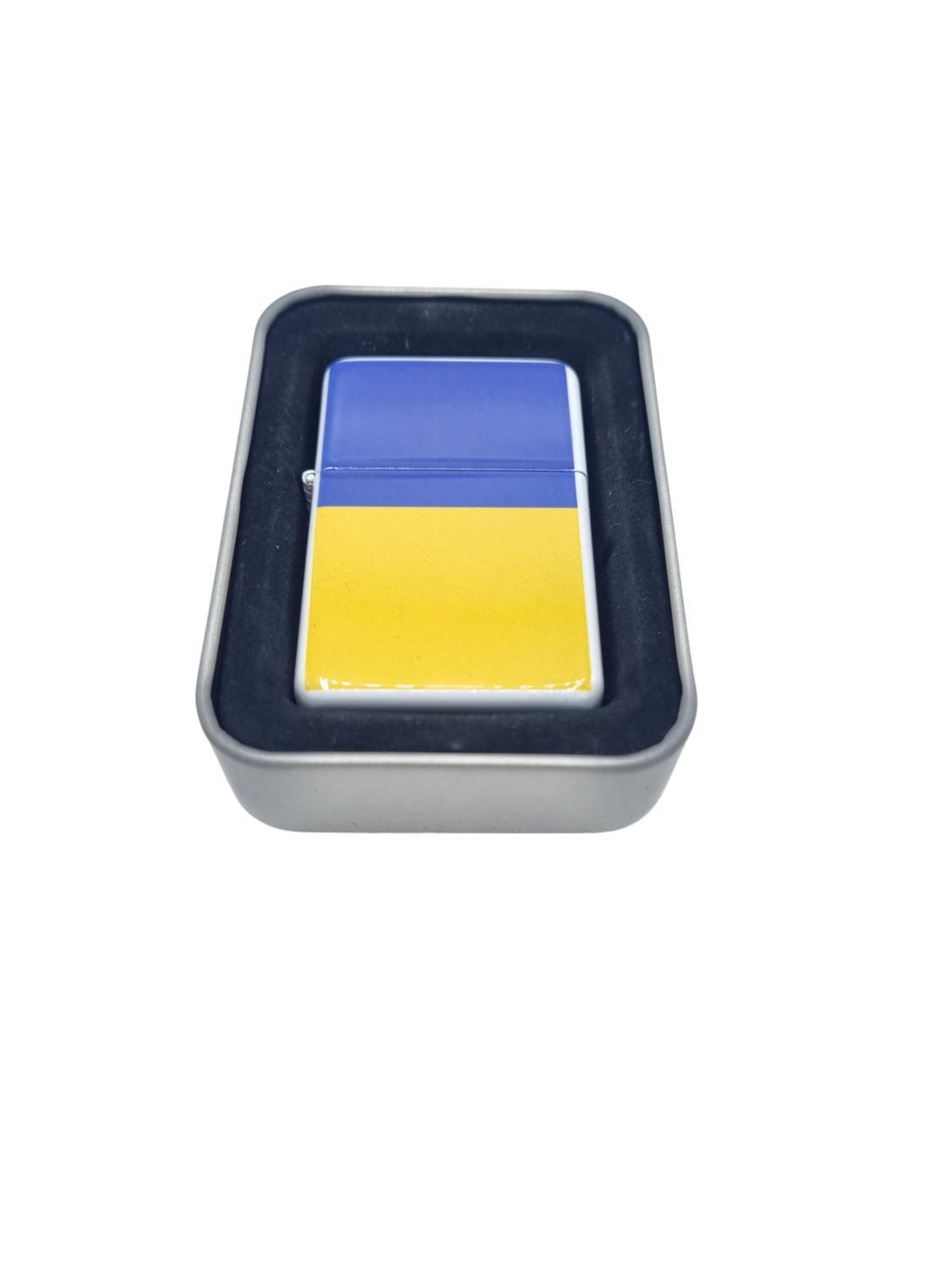 Ukrainas flagga bensintändare –  produktbild – Hiprock