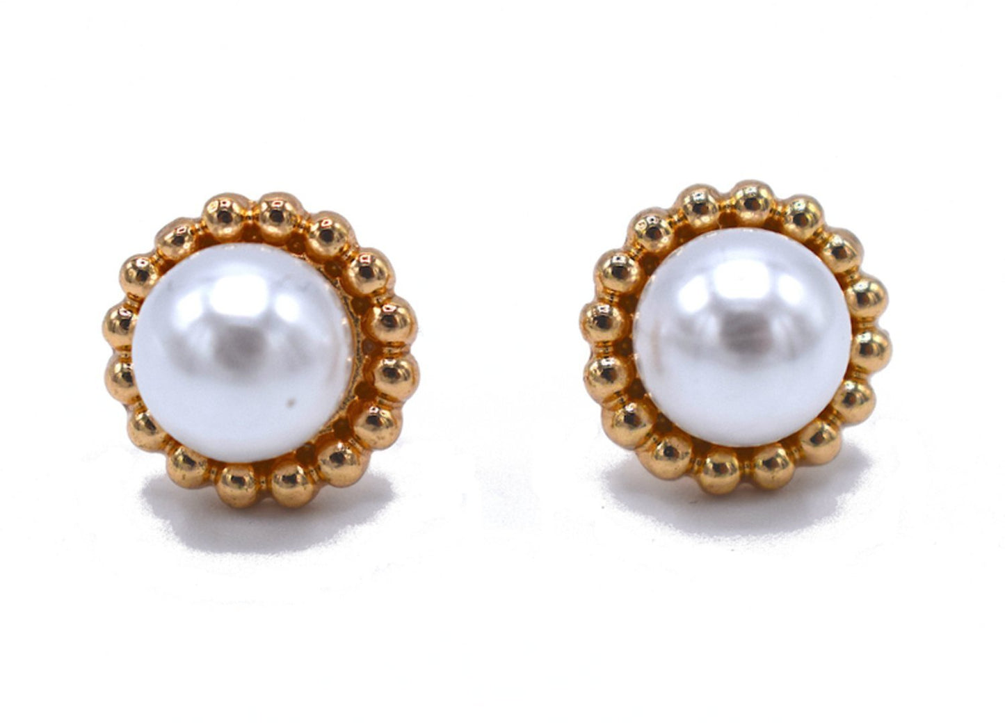 Vintage pearl earrings