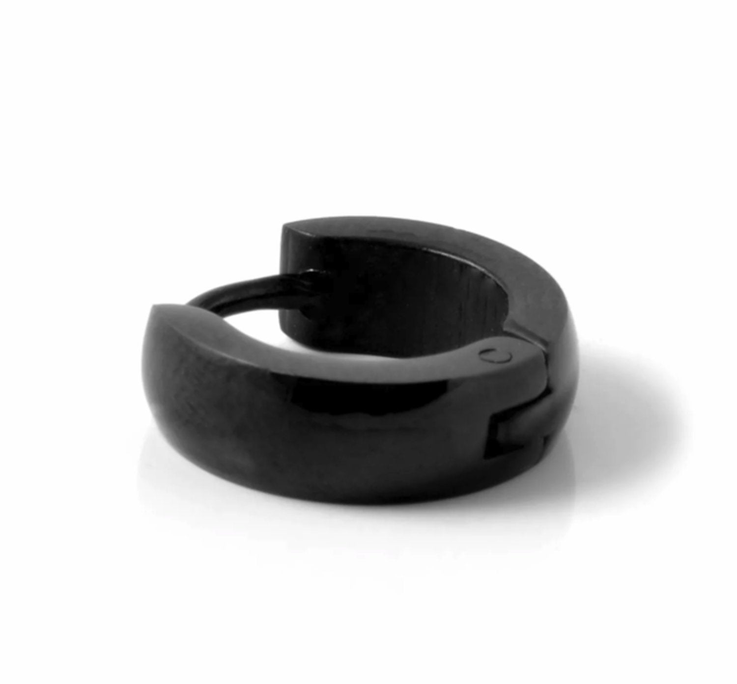 Örhängen - Stålringar helblanka SVART 4/14 mm –  produktbild – Hiprock